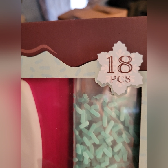 NWT 18 piece cocoa bomb kit fun gift for tween kids and adults! - Picture 4 of 6